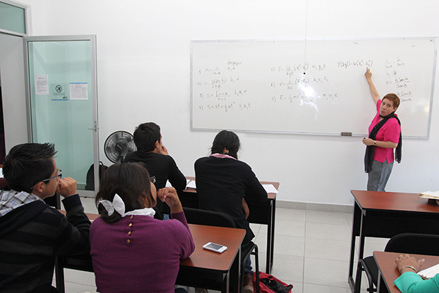 BUAP: trabajo académico gratuito / Germán Sánchez Daza