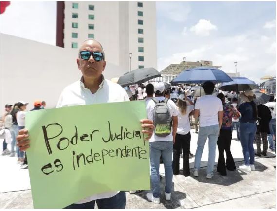 Valorar los riesgos a la independencia del poder judicial por la reforma / Ibero Puebla