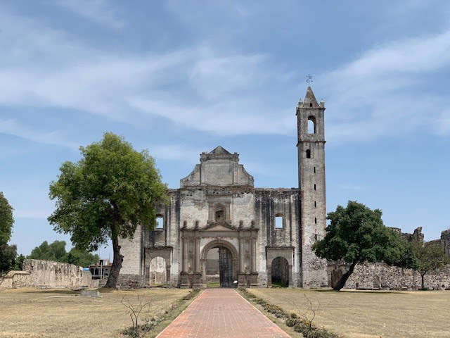 Convento de Santiago Apóstol  / Rubén Aguilar Valenzuela