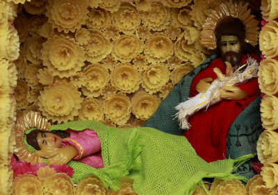 Déjame que te cuente: El nacimiento del niño Jesús y la partenidad de José / Emma Yanes Rizo