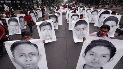 Ayotzinapa, contratiempo en contra del tiempo / Carlos Figueroa Ibarra