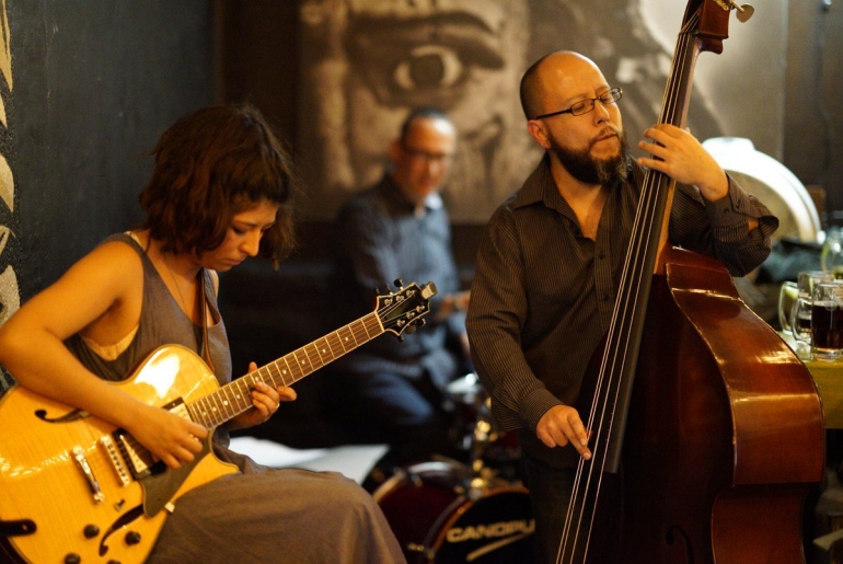 Los Músicos del Mendrugo: Jhoe Garay Trío y el tributo a Thelonious Monk