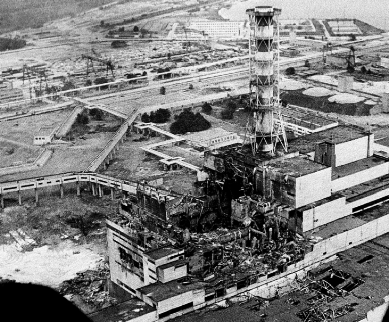26 de abril de 1986: Plegaria de Chernóbyl/Crónica del futuro