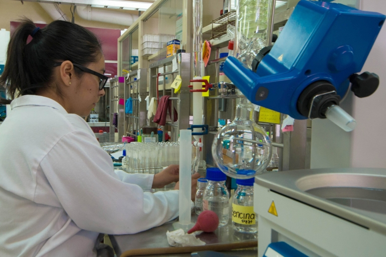 En búsqueda de la molécula-chip: un vistazo a un laboratorio del Instituto de Ciencias de la BUAP